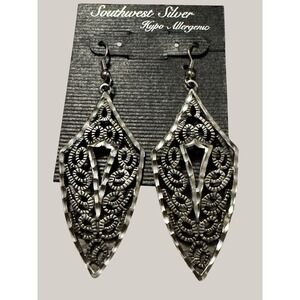 Southwest Silver Tone Dangle Earrings Filigree Boho